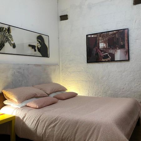Akasa Di Flock Bed & Breakfast Наполи Екстериор снимка