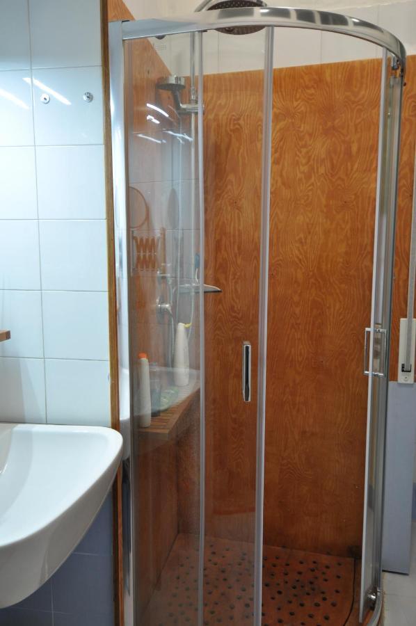 Akasa Di Flock Bed & Breakfast Наполи Екстериор снимка