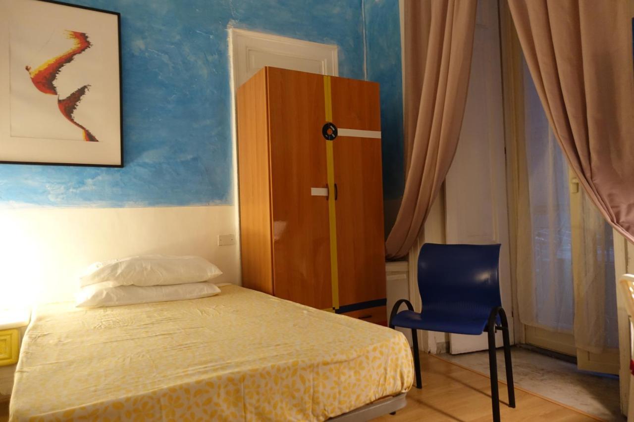 Akasa Di Flock Bed & Breakfast Наполи Екстериор снимка