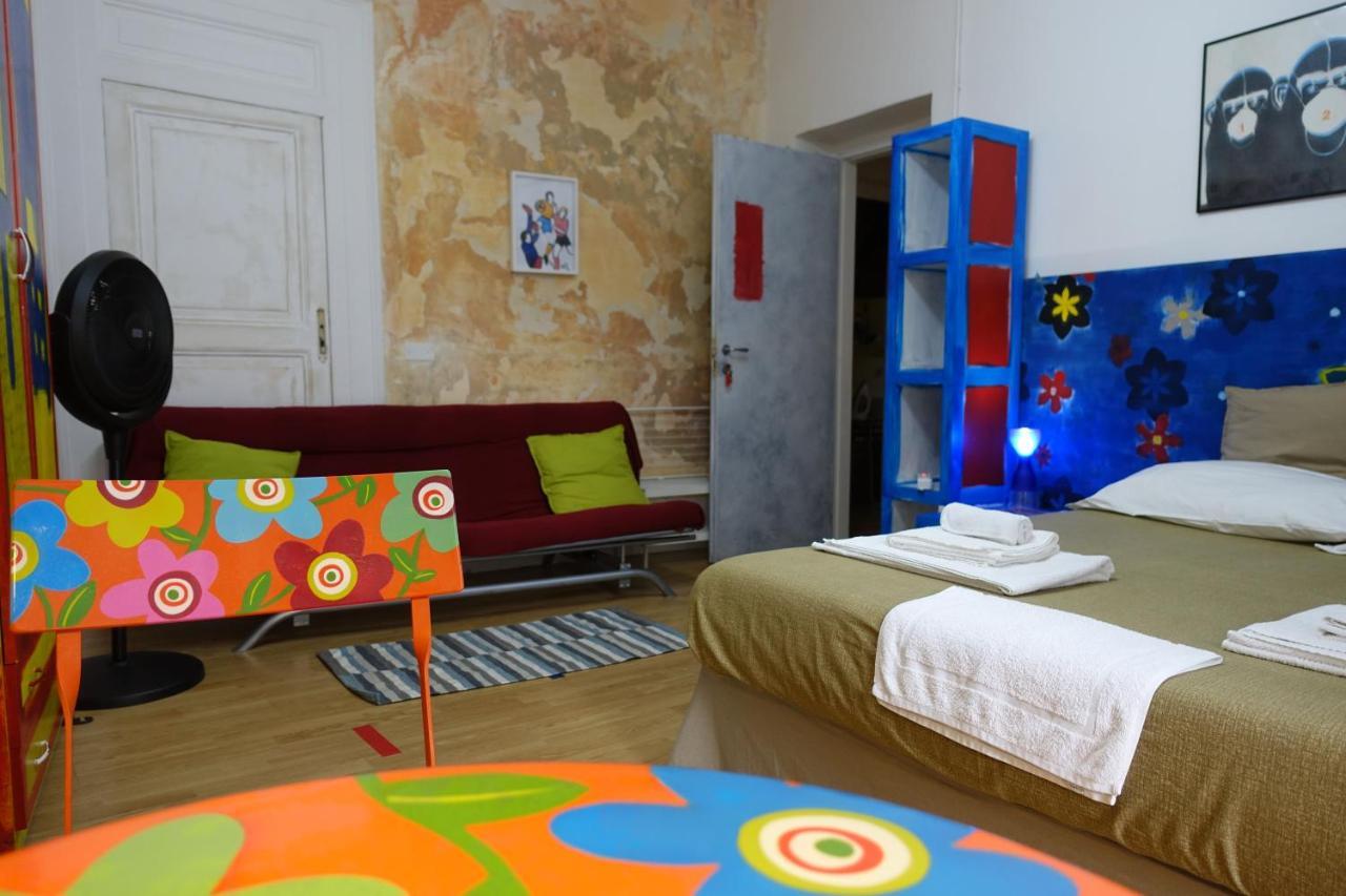 Akasa Di Flock Bed & Breakfast Наполи Екстериор снимка
